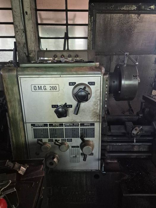 Tornio parallelo manuale O.M.G. Zanoletti altezza punte 260 mm usato